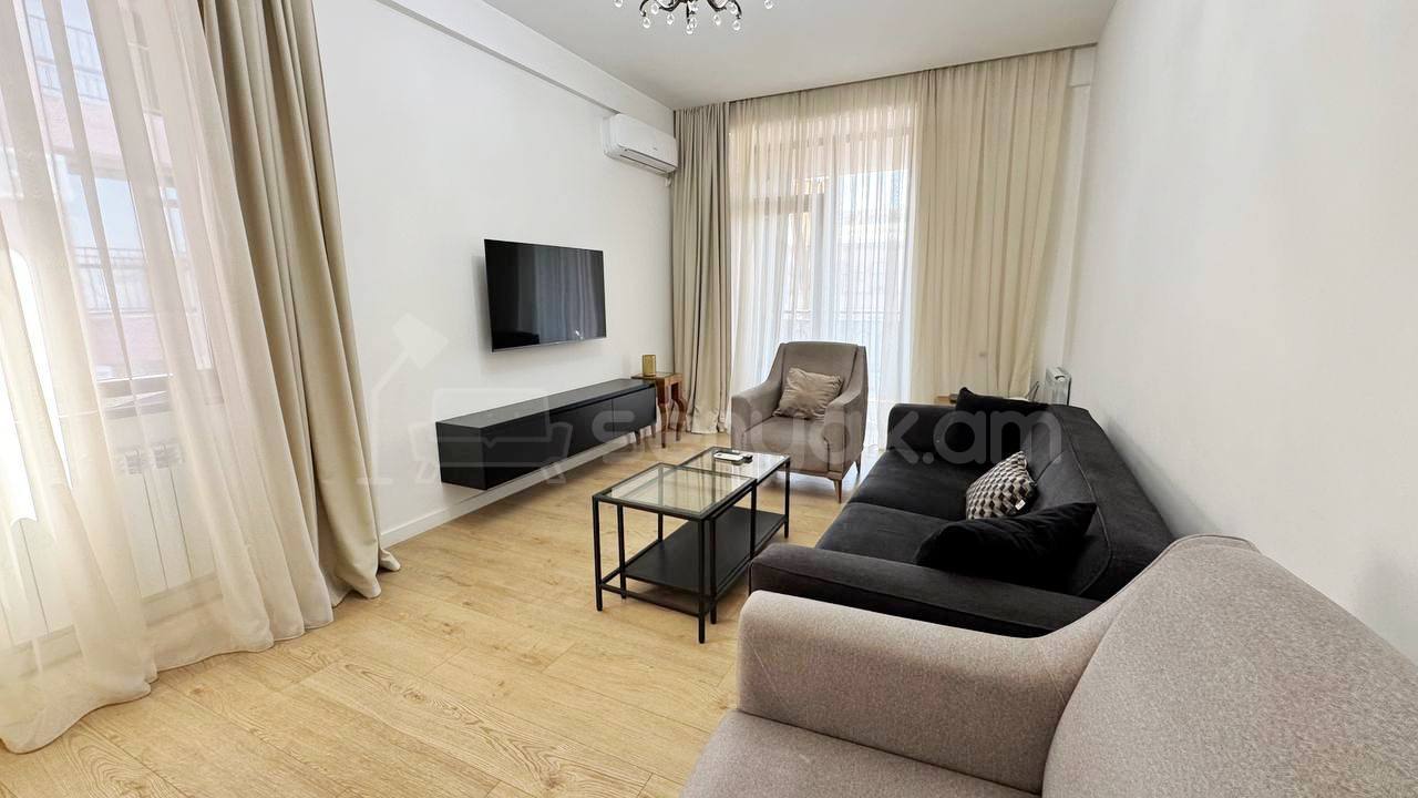 3 Սենյականոց Բնակարան Նորակառույցում, 85քմ, 5/8 հարկ, Դիզայներական Վերանորոգված, Կահավորված, Արևկող