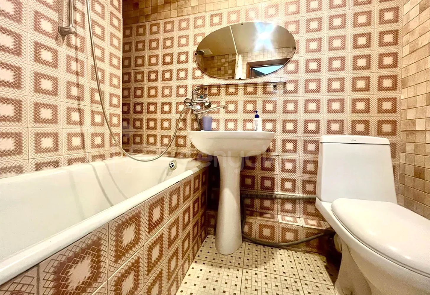 1 Սենյականոց Բնակարան, 41քմ, 9/10 հարկ, Նորմալ Վիճակում