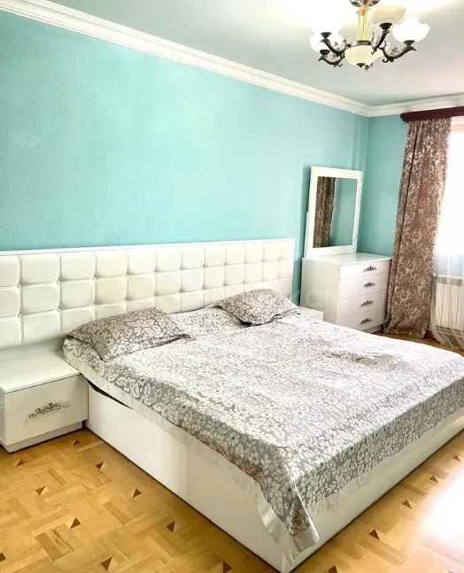 3 Սենյականոց Բնակարան Քարե Շենքում, 73քմ, 3/5 հարկ, Կապիտալ Վերանորոգված