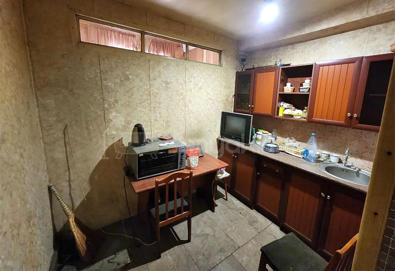 1 Սենյականոց Բնակարան, 42քմ, 5/9 հարկ, Պետական Վիճակում