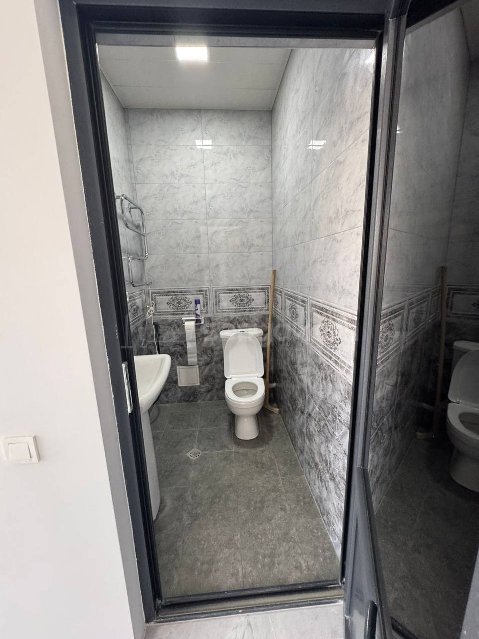 Նորակառույց Կոմերցիոն Տարածք, 1200քմ