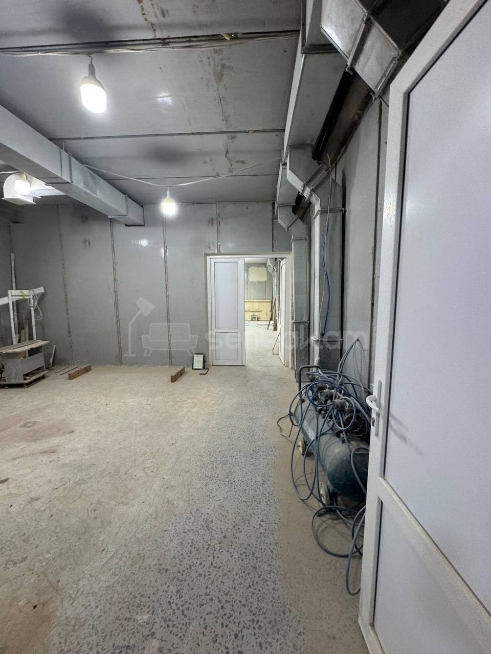 Նորակառույց Կոմերցիոն Տարածք, 1200քմ