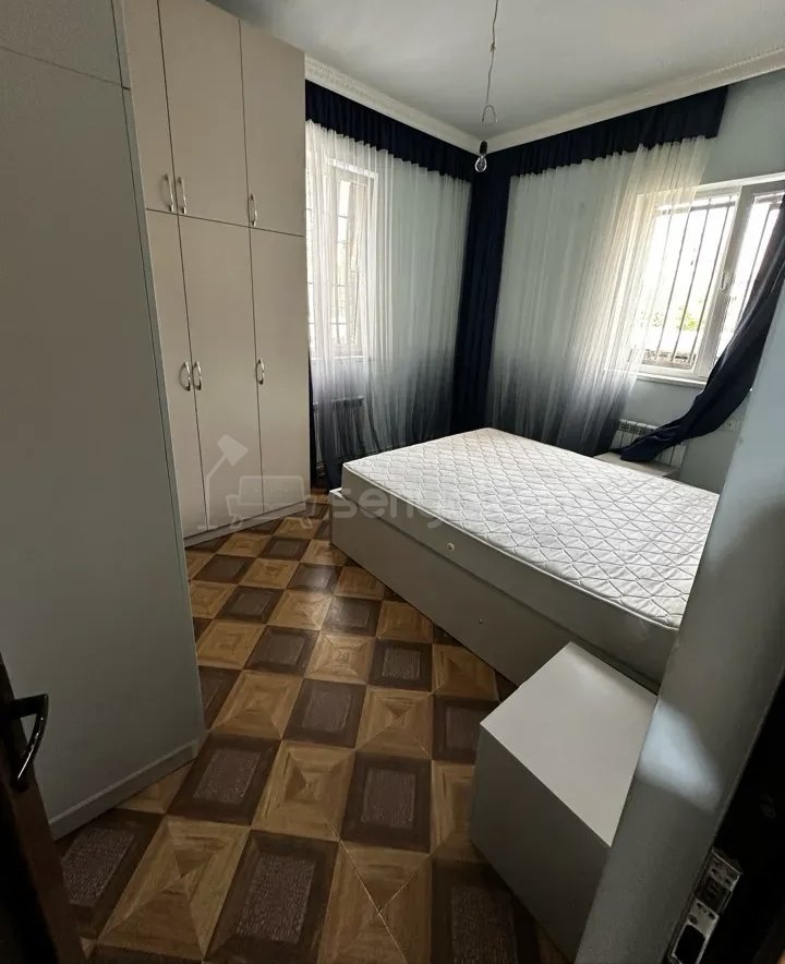 3 Սենյականոց Բնակարան Քարե Շենքում, 78քմ, 1/1 հարկ, Կապիտալ Վերանորոգված, Կահավորված, Արևկող