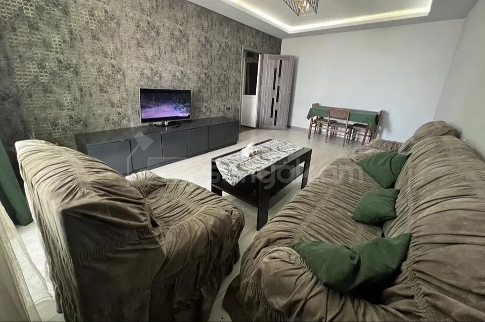 2 Սենյականոց Բնակարան Քարե Շենքում, 58քմ, 5/5 հարկ, Կապիտալ Վերանորոգված, Կահավորված