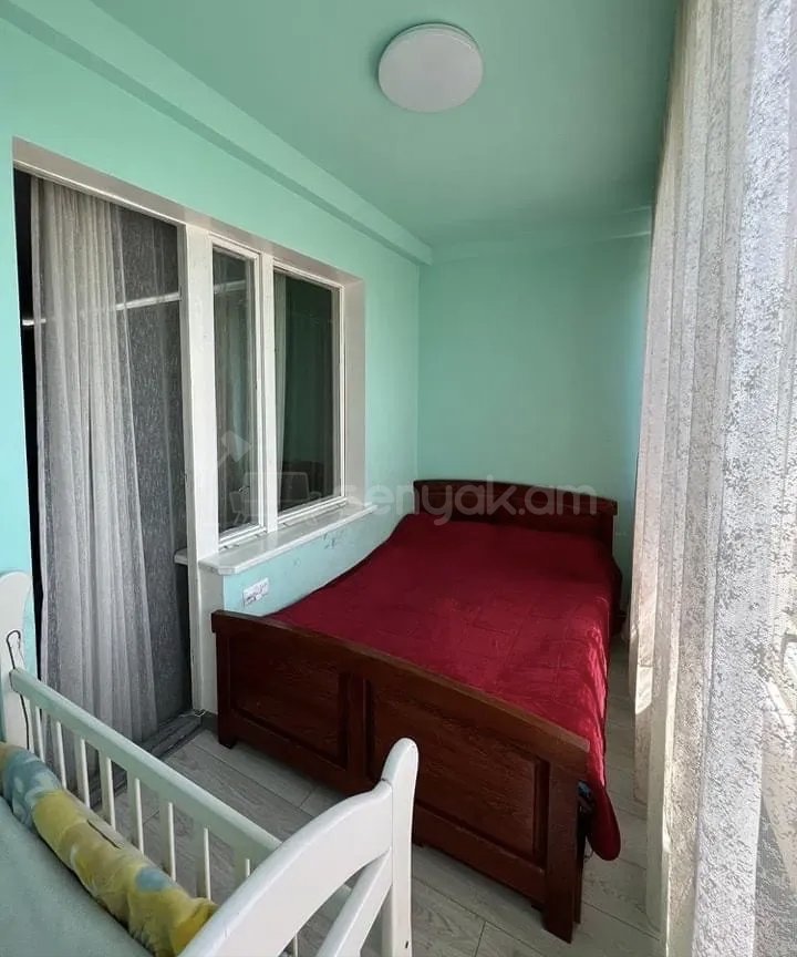 2 Սենյականոց Բնակարան Քարե Շենքում, 58քմ, 5/5 հարկ, Կապիտալ Վերանորոգված, Կահավորված