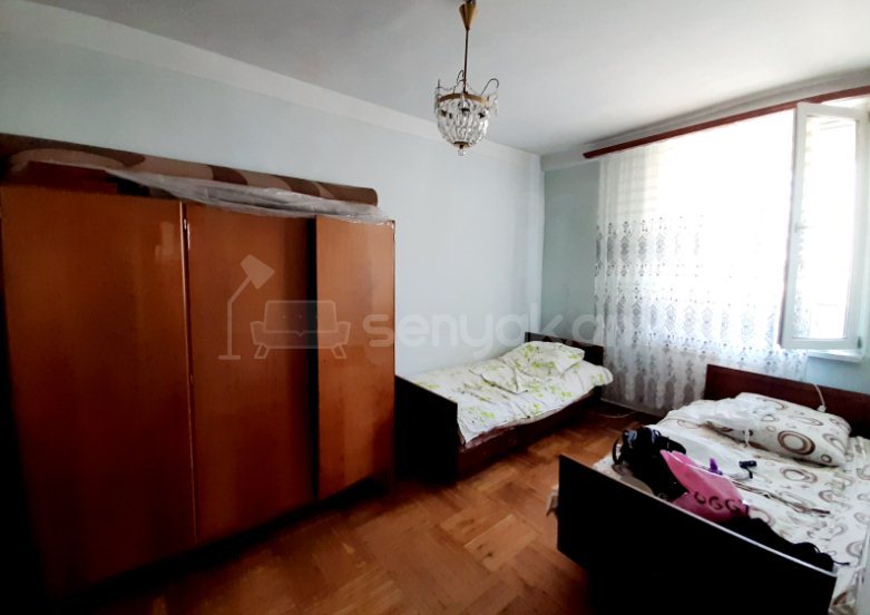 3 Սենյականոց Բնակարան, 72քմ, 8/12 հարկ, Նորմալ Վիճակում, Կահավորված, Արևկող