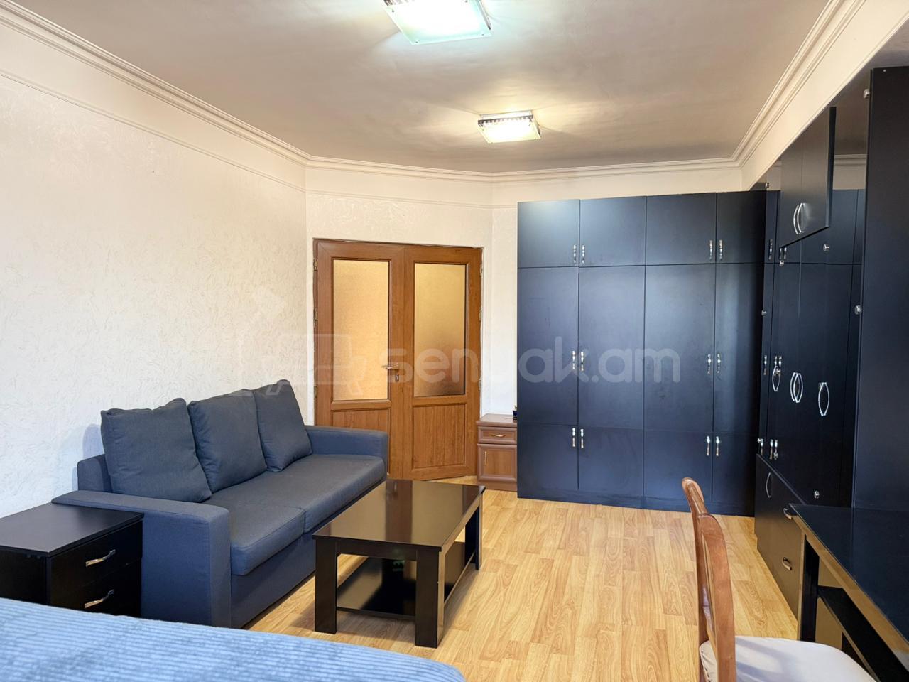 1 Սենյականոց Բնակարան, 45քմ, 3/9 հարկ, Դիզայներական Վերանորոգված, Կահավորված