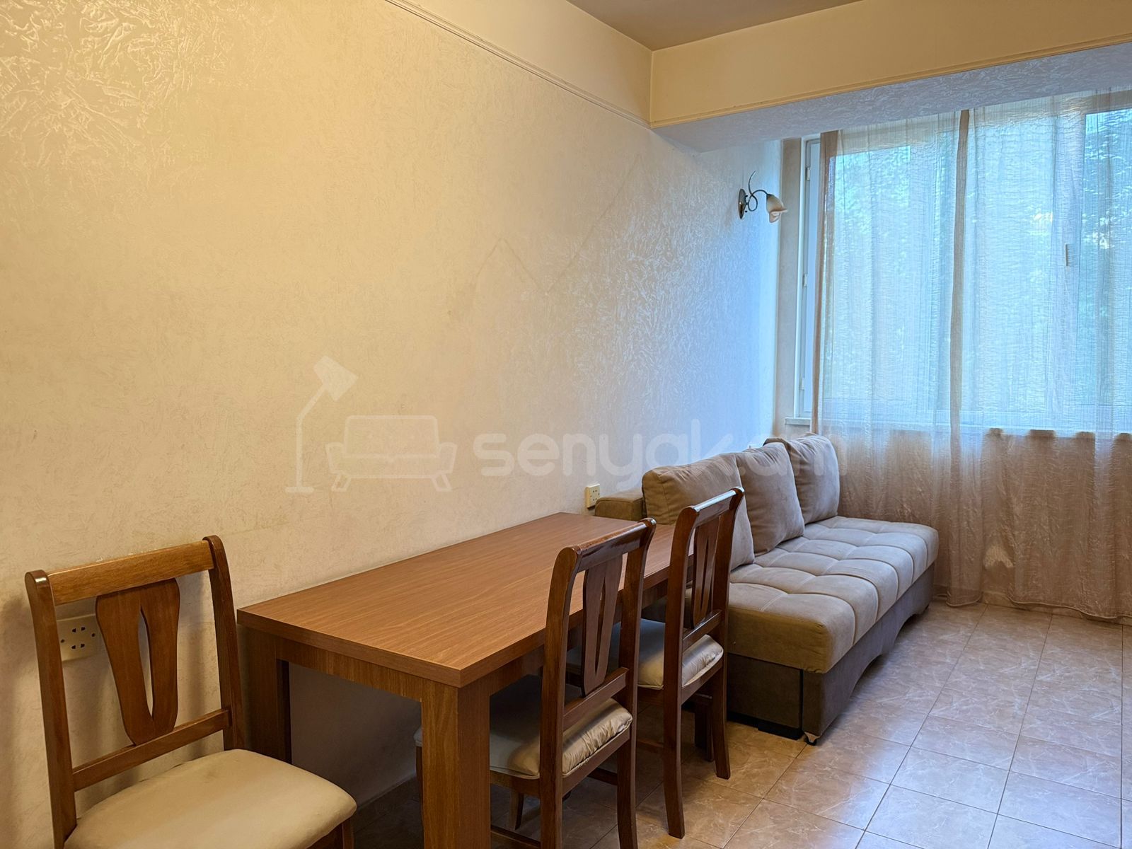 1 Սենյականոց Բնակարան, 45քմ, 3/9 հարկ, Դիզայներական Վերանորոգված, Կահավորված