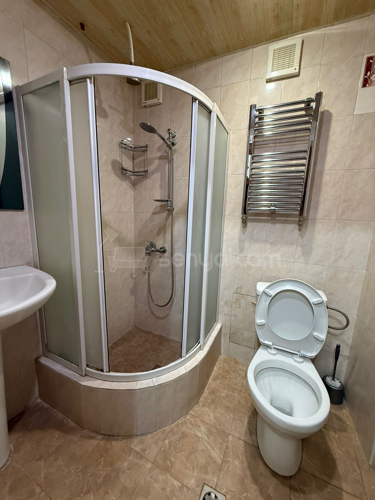 1 Սենյականոց Բնակարան, 45քմ, 3/9 հարկ, Դիզայներական Վերանորոգված, Կահավորված