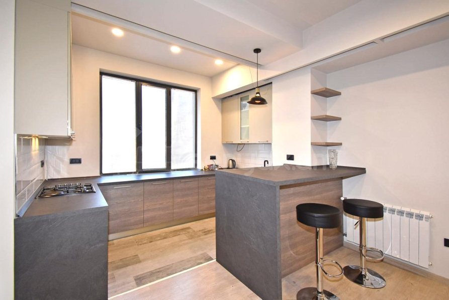 1 Սենյականոց Բնակարան Նորակառույցում, 70քմ, 3/10 հարկ, Դիզայներական Վերանորոգված, Կահավորված, Արևկող