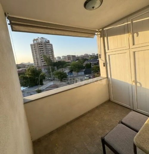 4 Սենյականոց Բնակարան Քարե Շենքում, 90քմ, 4/5 հարկ, Կապիտալ Վերանորոգված, Կահավորված, Արևկող