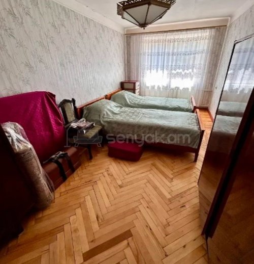 2 Սենյականոց Բնակարան Քարե Շենքում, 55քմ, 2/5 հարկ, Կոսմետիկ Վերանորոգված, Կահավորված, Արևկող