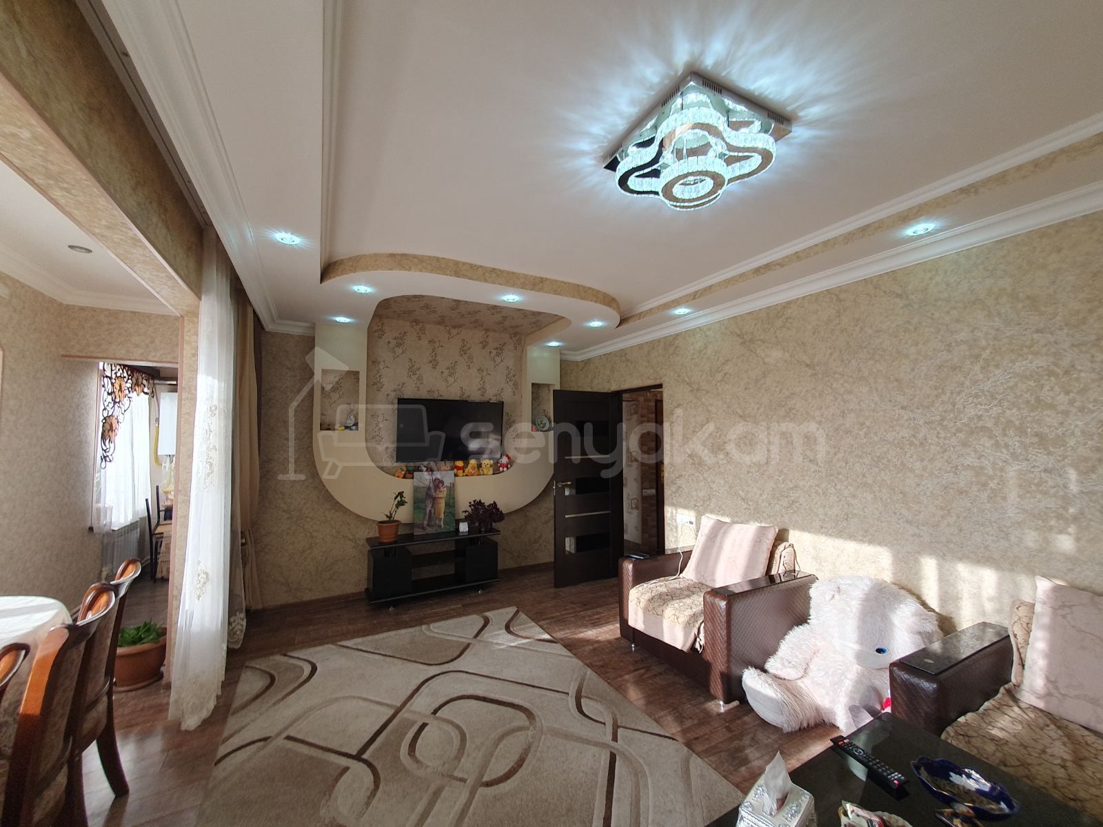 2 Սենյականոց Բնակարան, 60քմ, 3/9 հարկ, Դիզայներական Վերանորոգված, Կահավորված, Արևկող