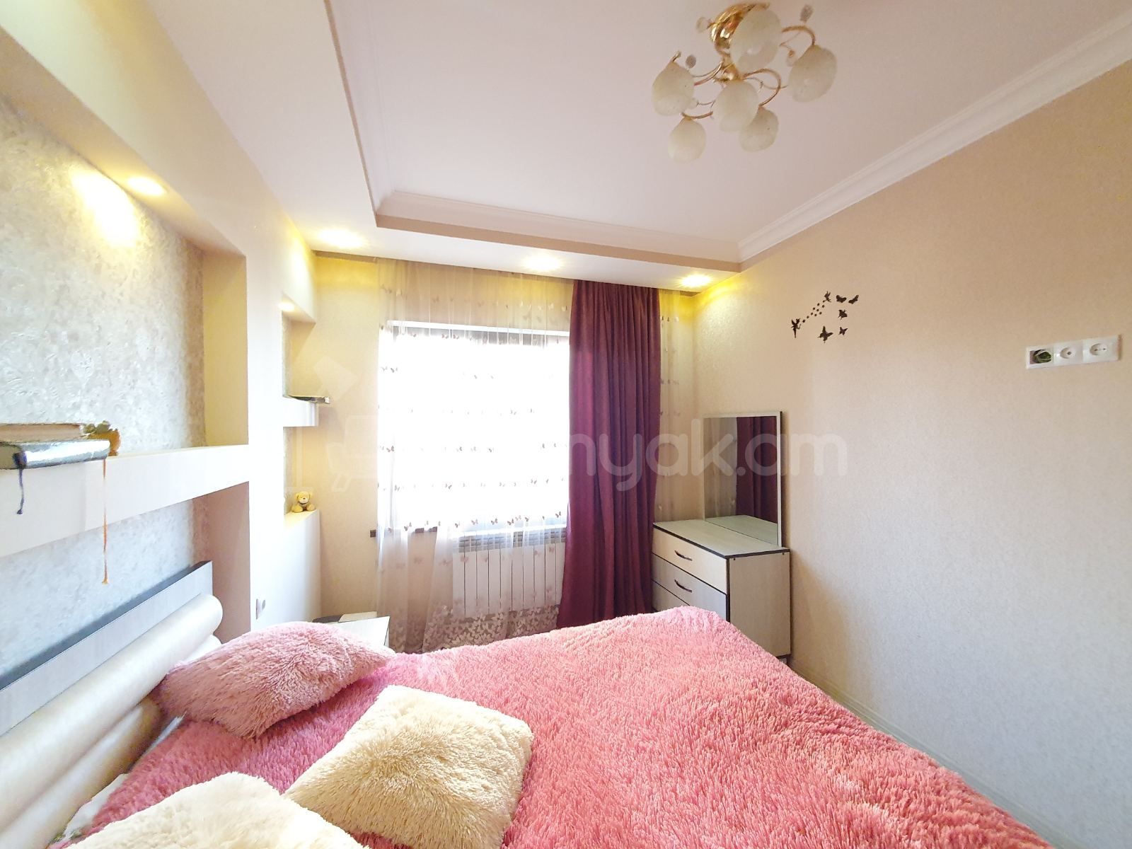 2 Սենյականոց Բնակարան, 60քմ, 3/9 հարկ, Դիզայներական Վերանորոգված, Կահավորված, Արևկող