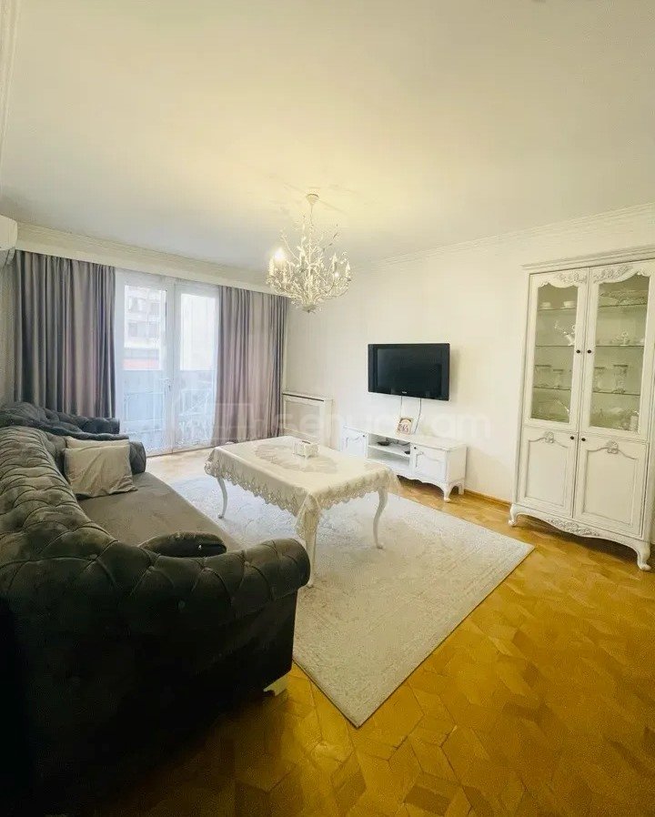 2 Սենյականոց Բնակարան, 64քմ, 5/9 հարկ, Կապիտալ Վերանորոգված, Կահավորված, Արևկող