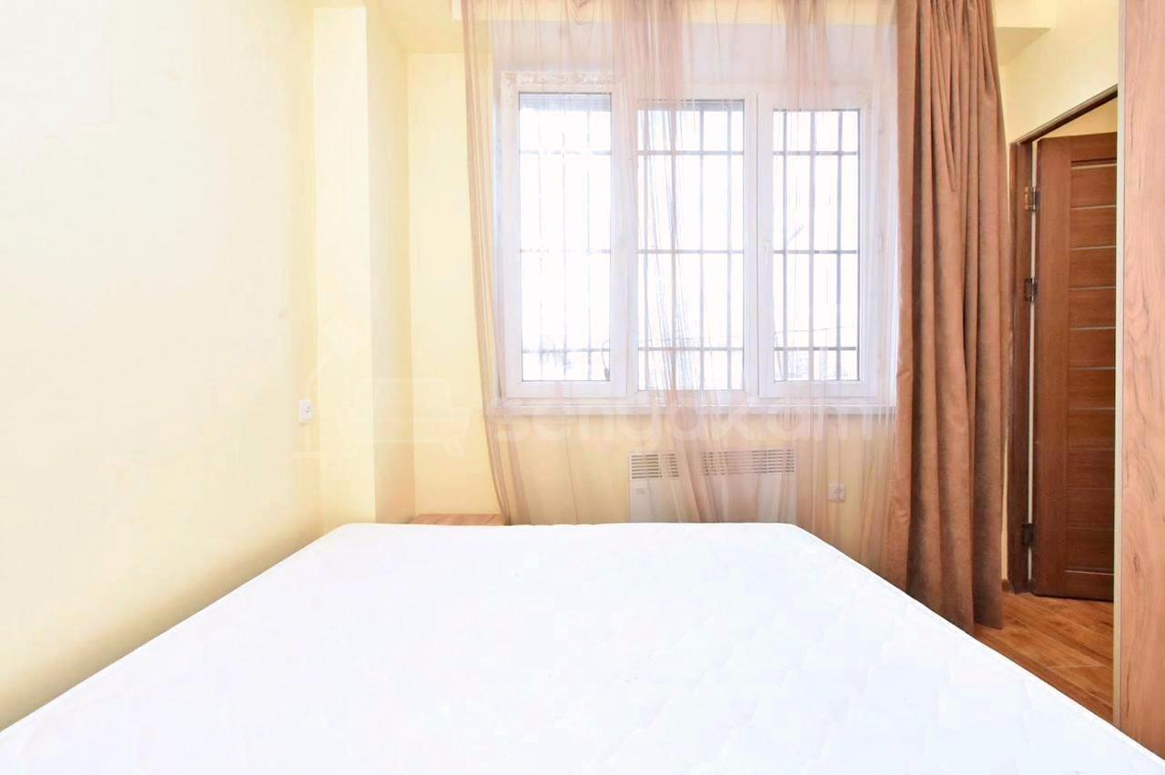 2 Սենյականոց Բնակարան Քարե Շենքում, 45քմ, 2/8 հարկ, Դիզայներական Վերանորոգված, Կահավորված