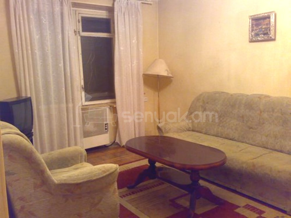 2 Սենյականոց Բնակարան Քարե Շենքում, 62քմ, 4/6 հարկ, Նորմալ Վիճակում, Կահավորված