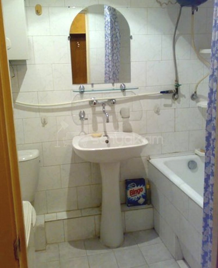 2 Սենյականոց Բնակարան Քարե Շենքում, 62քմ, 4/6 հարկ, Նորմալ Վիճակում, Կահավորված