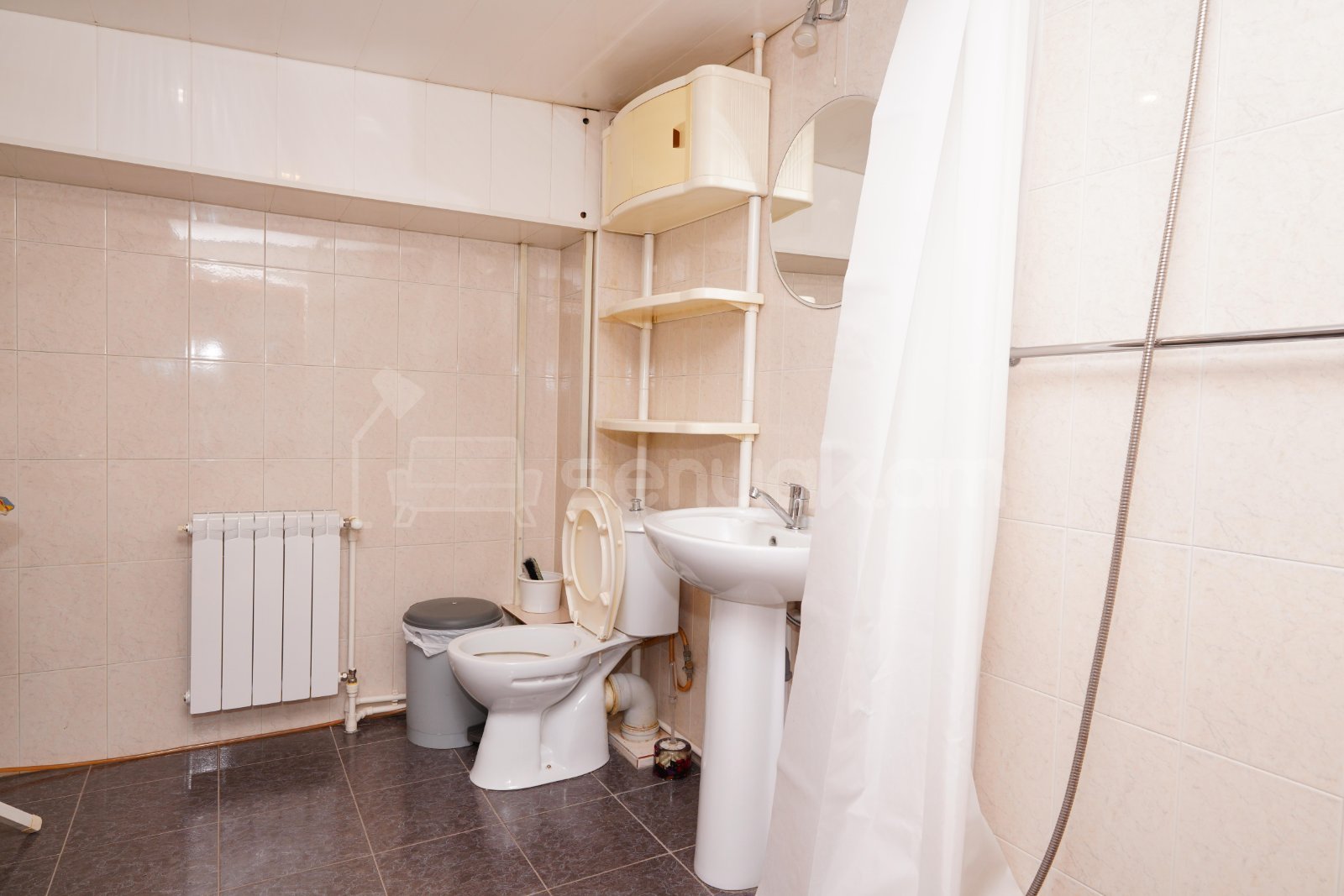 3 Սենյականոց Բնակարան Քարե Շենքում, 155քմ, 5/5 հարկ, Դիզայներական Վերանորոգված, Կահավորված, Արևկող