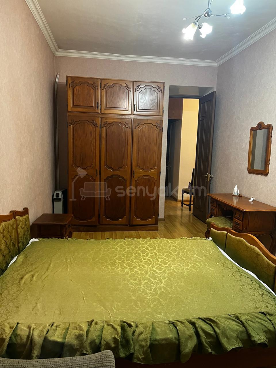 3 Սենյականոց Բնակարան Քարե Շենքում, 71քմ, 4/5 հարկ, Կոսմետիկ Վերանորոգված, Կահավորված, Արևկող