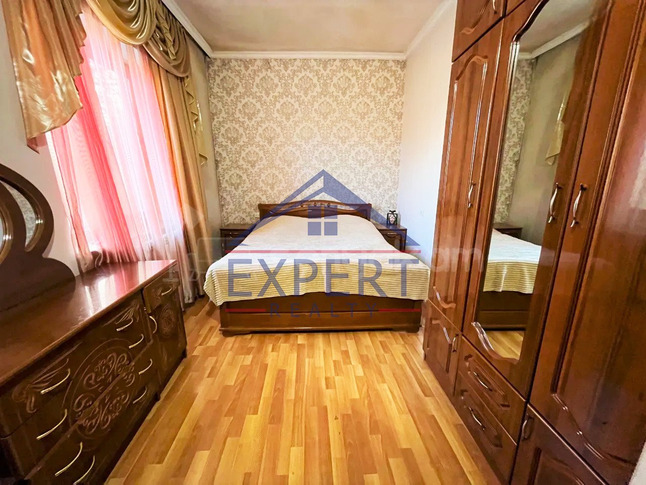 3 Սենյականոց Սեփական Տուն, 125քմ, Նորմալ Վիճակում, Կահավորված, Ավտոտնակով