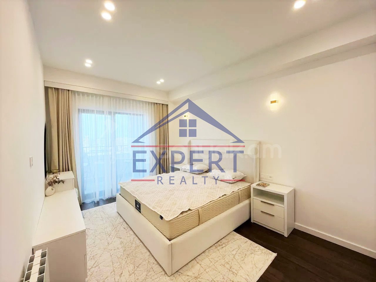 3 Սենյականոց Բնակարան Նորակառույցում, 75քմ, 12/18 հարկ, Դիզայներական Վերանորոգված, Կահավորված, Արևկող