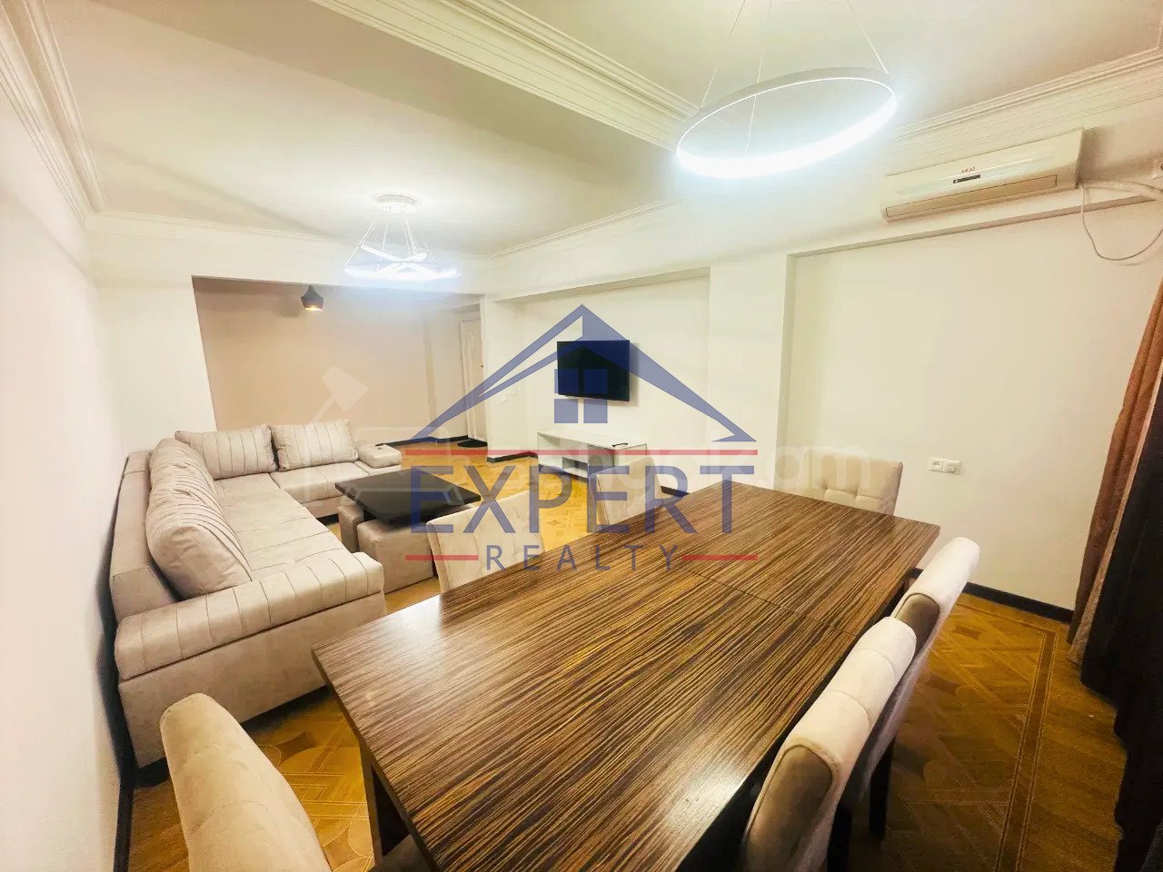 2 Սենյականոց Բնակարան, 70քմ, 3/11 հարկ, Կապիտալ Վերանորոգված, Կահավորված, Արևկող