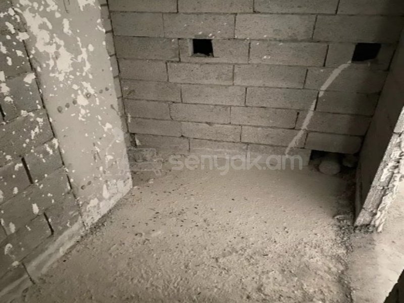 2 Սենյականոց Բնակարան Նորակառույցում, 80քմ, 13/14 հարկ, Զրոյական Վիճակում