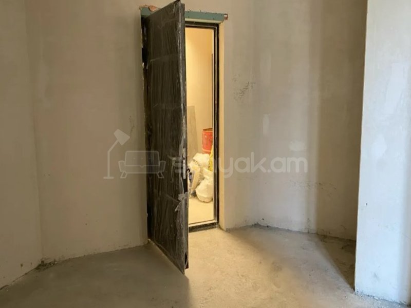 2 Սենյականոց Բնակարան Նորակառույցում, 80քմ, 13/14 հարկ, Զրոյական Վիճակում