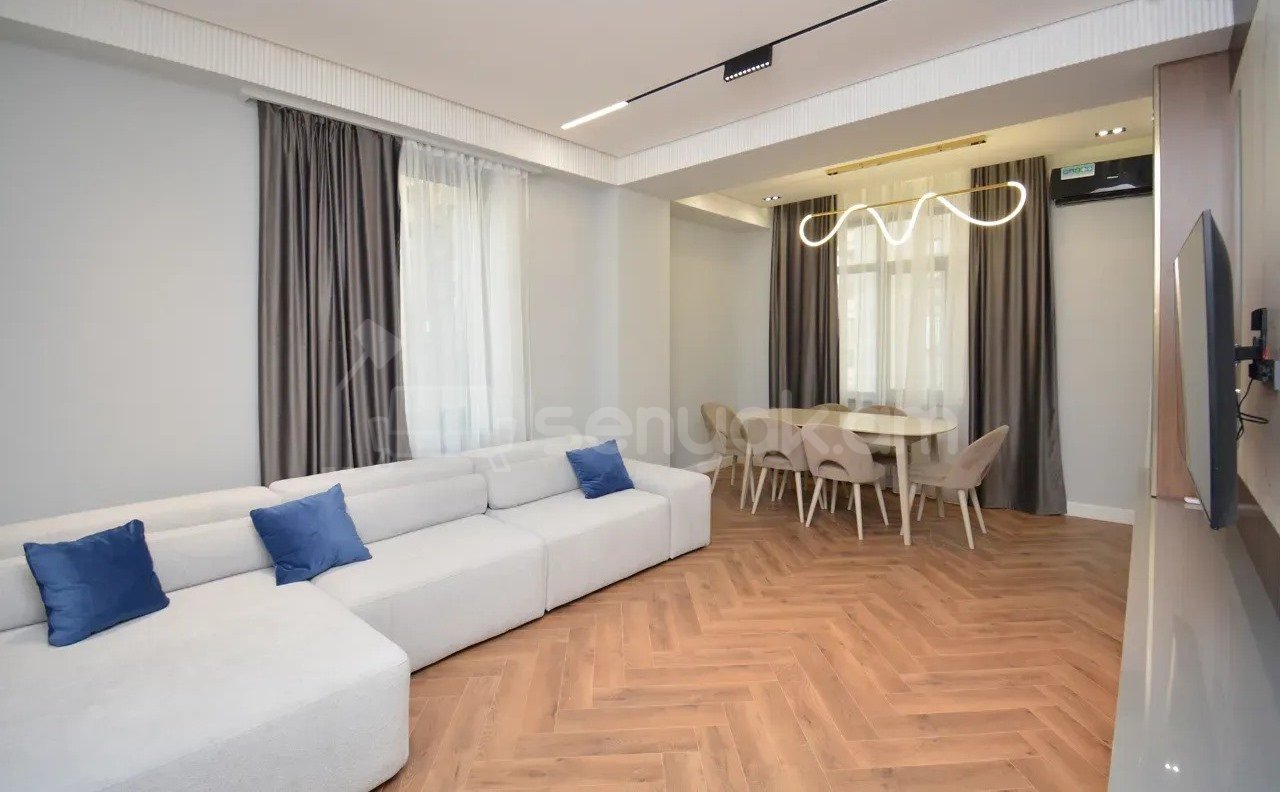 2 Սենյականոց Բնակարան Նորակառույցում, 61քմ, 10/18 հարկ, Դիզայներական Վերանորոգված