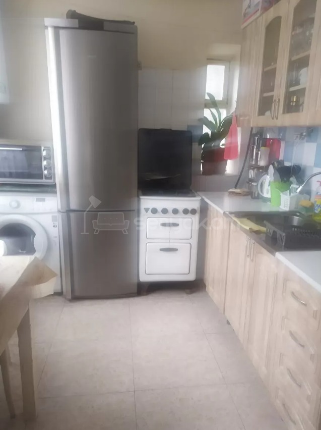 2 Սենյականոց Բնակարան Քարե Շենքում, 47քմ, 3/4 հարկ, Պետական Վիճակում