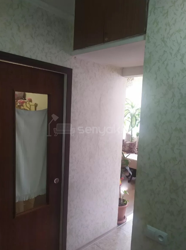 2 Սենյականոց Բնակարան Քարե Շենքում, 47քմ, 3/4 հարկ, Պետական Վիճակում