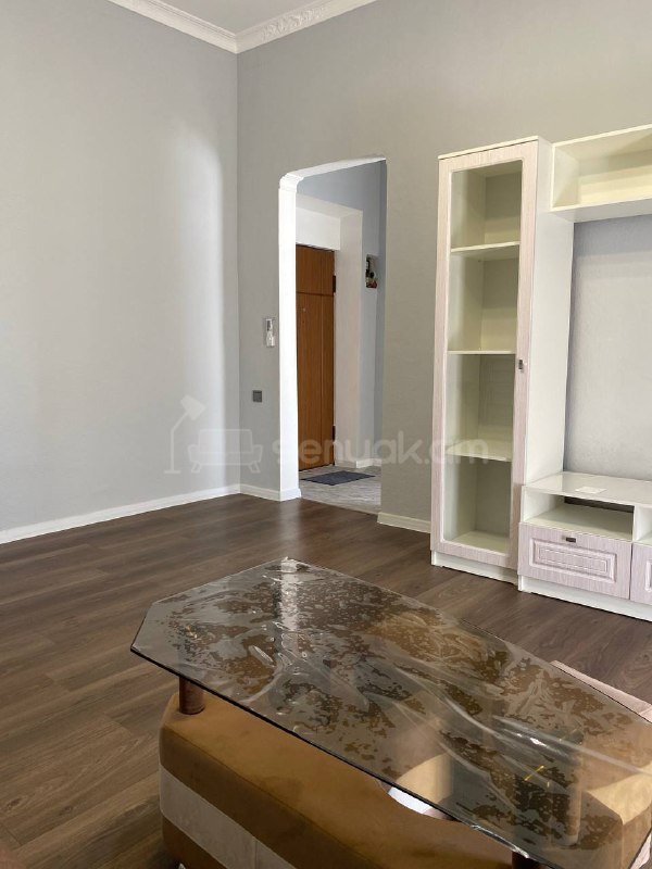 1 Սենյականոց Բնակարան Քարե Շենքում, 40քմ, 5/5 հարկ, Կապիտալ Վերանորոգված, Կահավորված