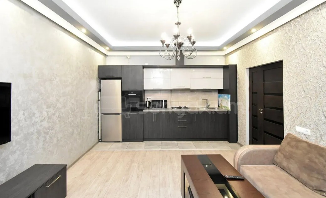 2 Սենյականոց Բնակարան Քարե Շենքում, 45քմ, 2/5 հարկ, Կապիտալ Վերանորոգված