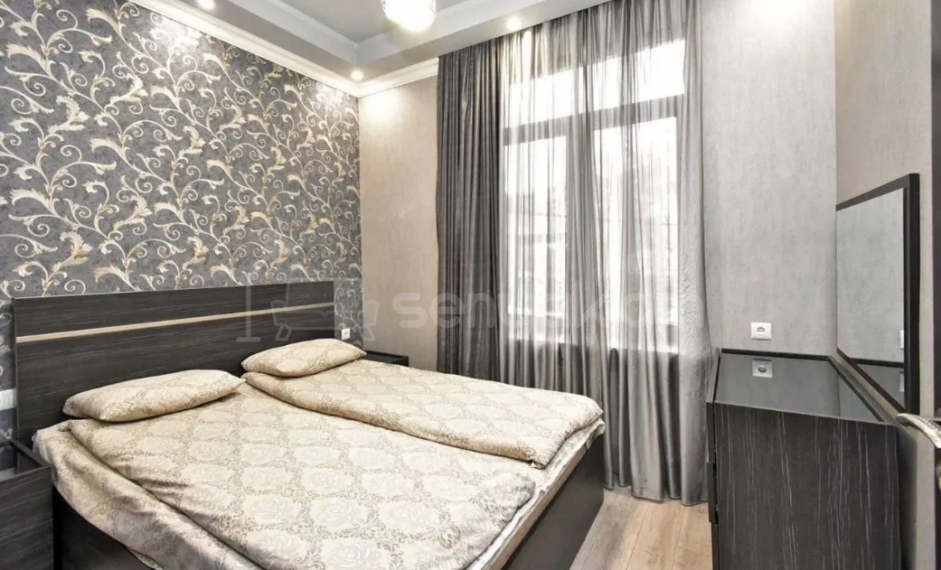 2 Սենյականոց Բնակարան Քարե Շենքում, 45քմ, 2/5 հարկ, Կապիտալ Վերանորոգված