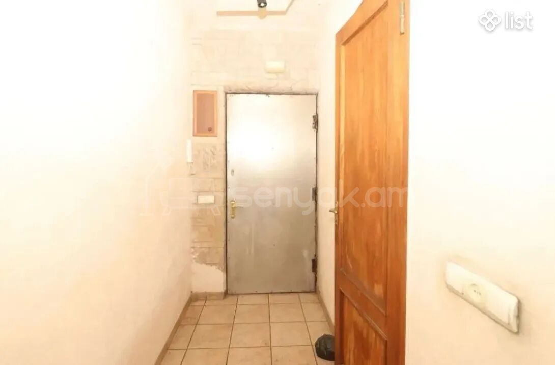 3 Սենյականոց Բնակարան, 78քմ, 3/12 հարկ, Կապիտալ Վերանորոգված