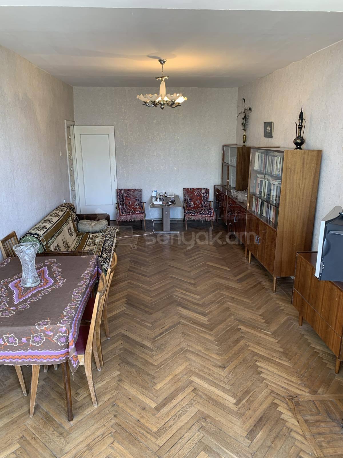 3 Սենյականոց Բնակարան, 78քմ, 5/9 հարկ, Նորմալ Վիճակում, Կահավորված