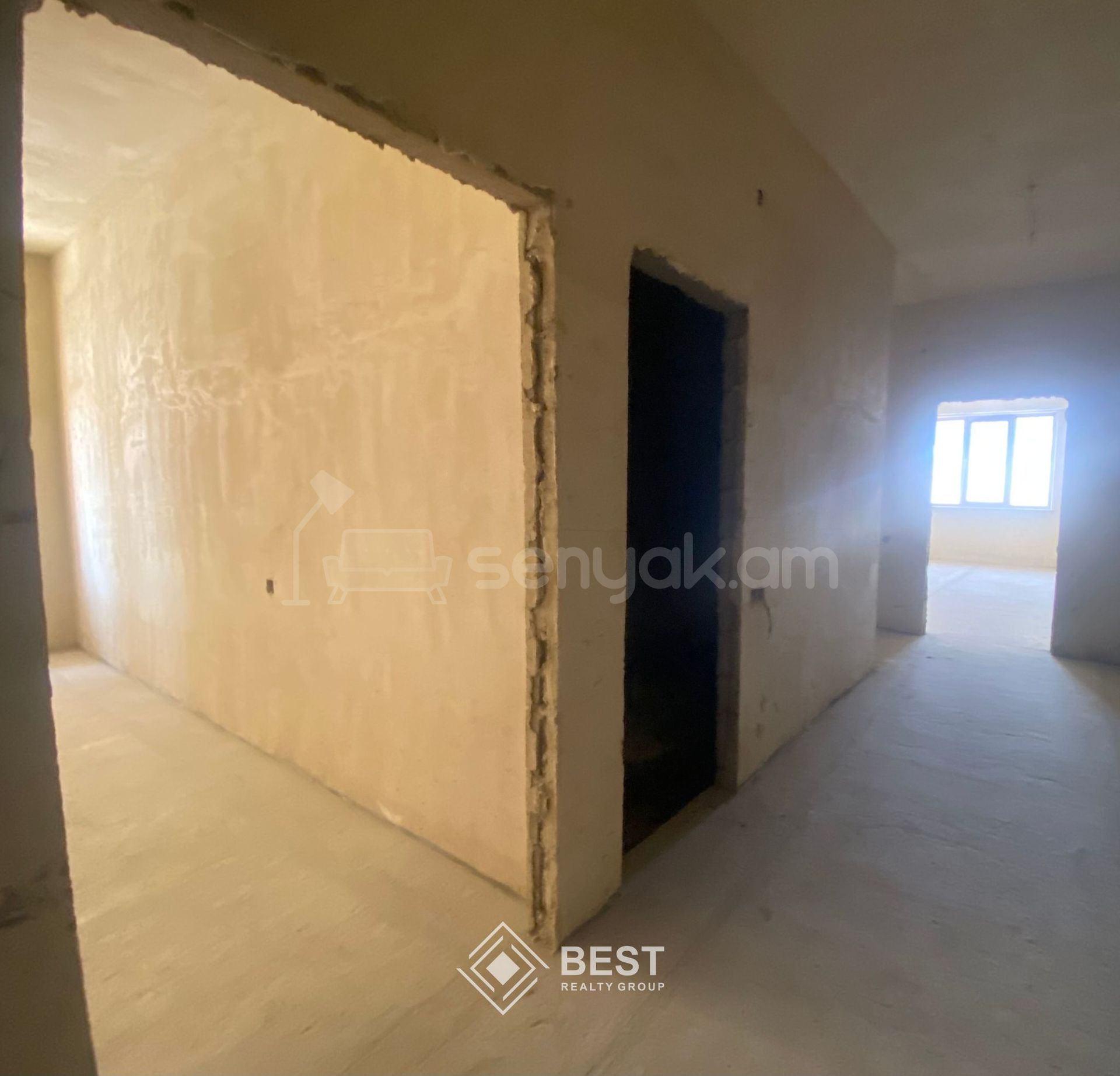 4 Սենյականոց Բնակարան Նորակառույցում, 124քմ, 2/17 հարկ, Զրոյական Վիճակում