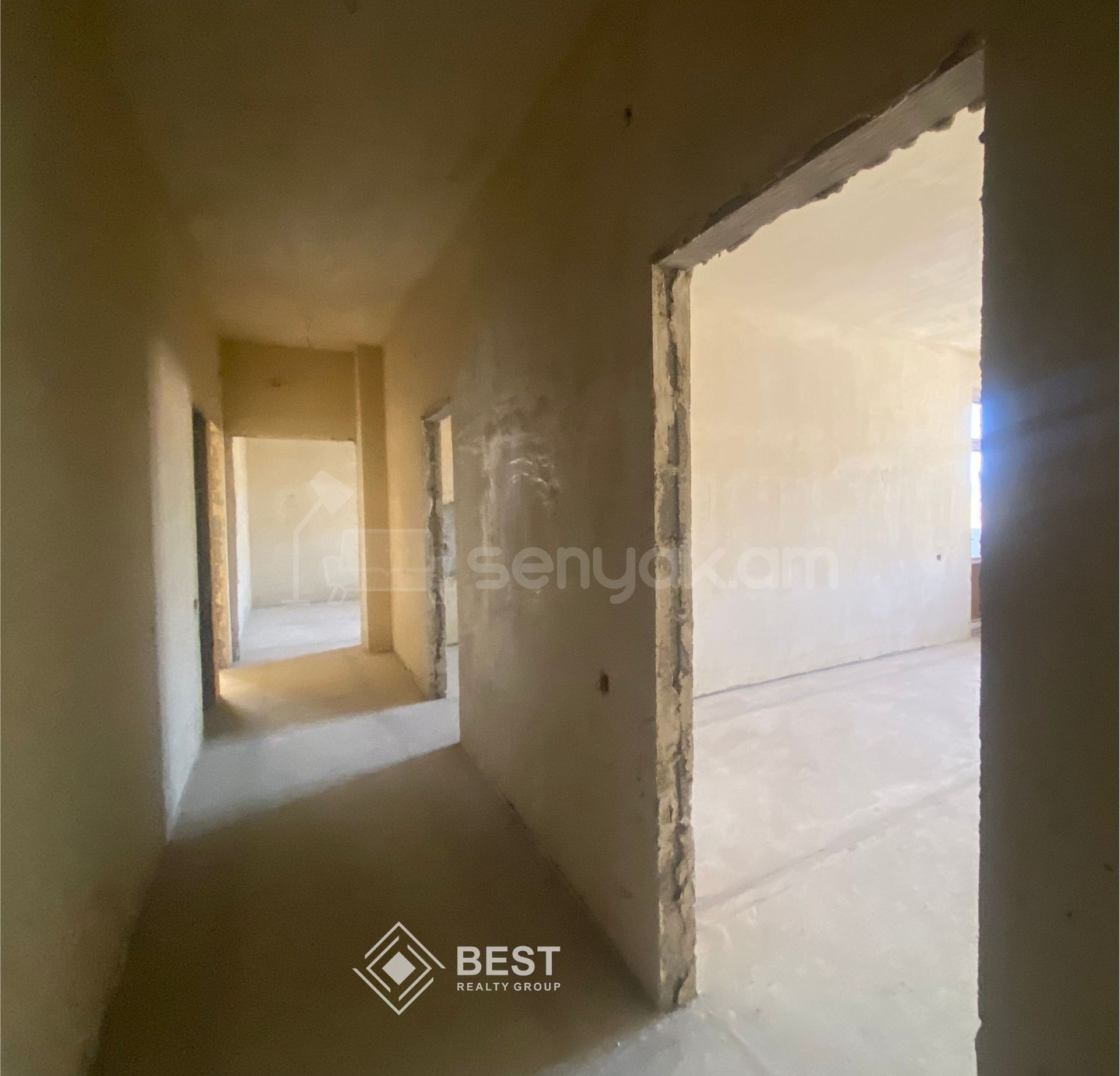 4 Սենյականոց Բնակարան Նորակառույցում, 124քմ, 2/17 հարկ, Զրոյական Վիճակում