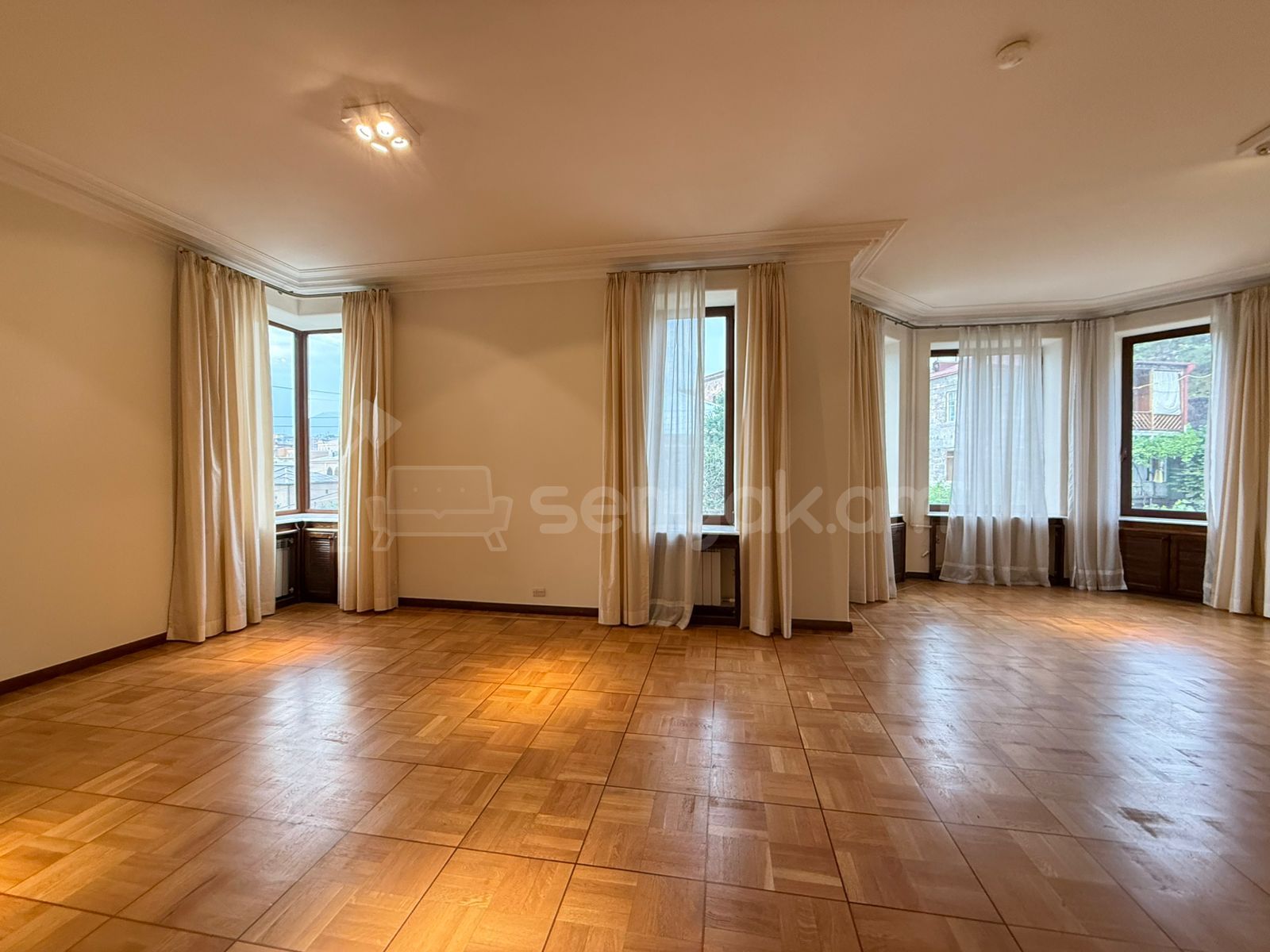 Օֆիսային Տարածք, 520քմ