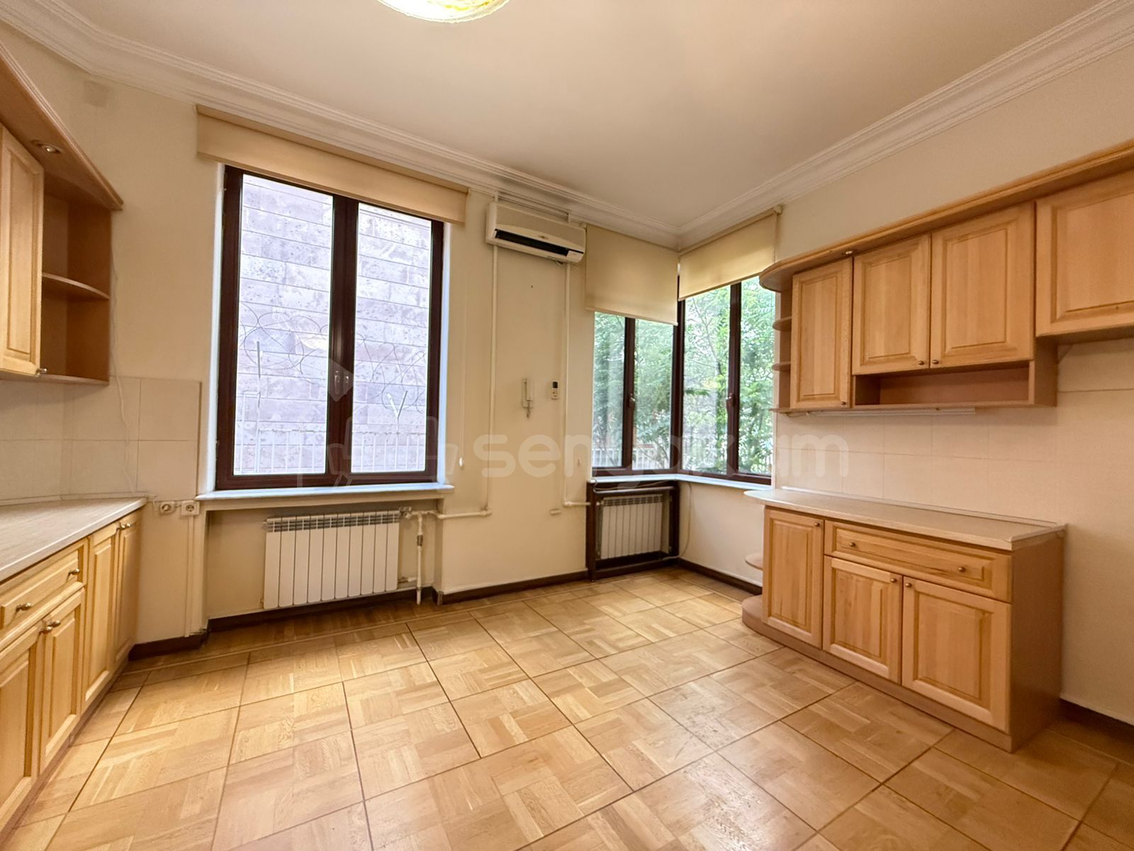 Օֆիսային Տարածք, 520քմ