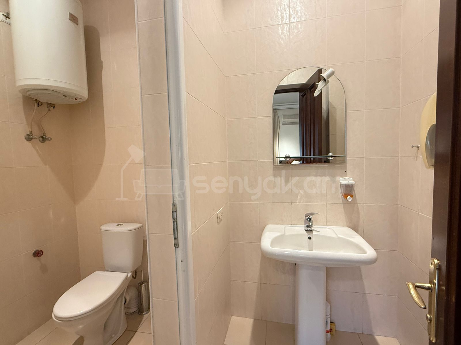 Օֆիսային Տարածք, 520քմ