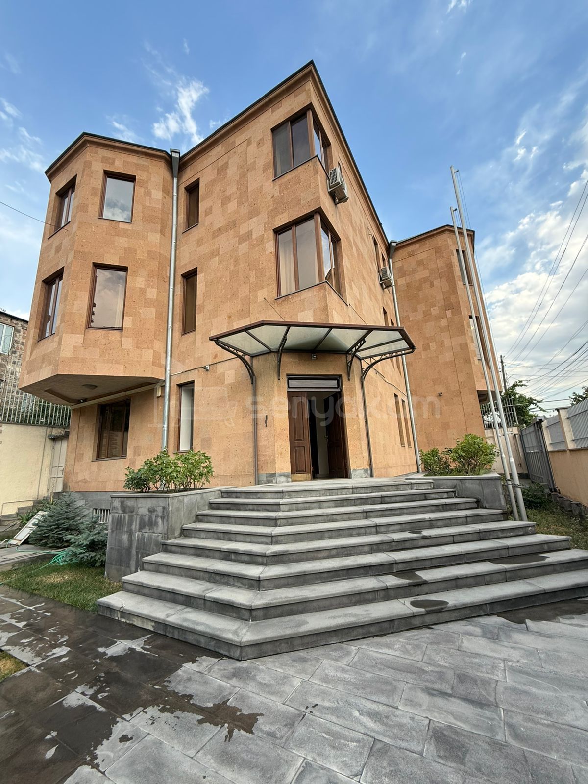 Օֆիսային Տարածք, 520քմ