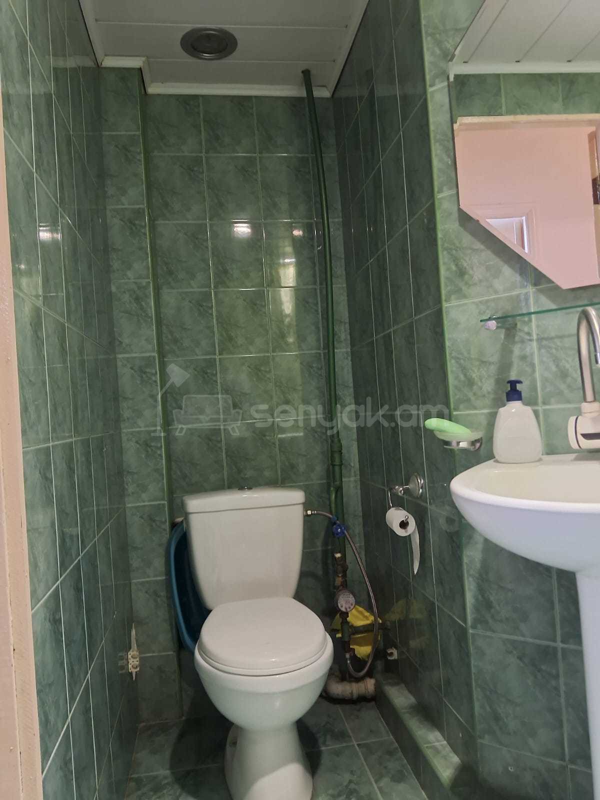 3 Սենյականոց Բնակարան, 61քմ, 15/16 հարկ, Նորմալ Վիճակում