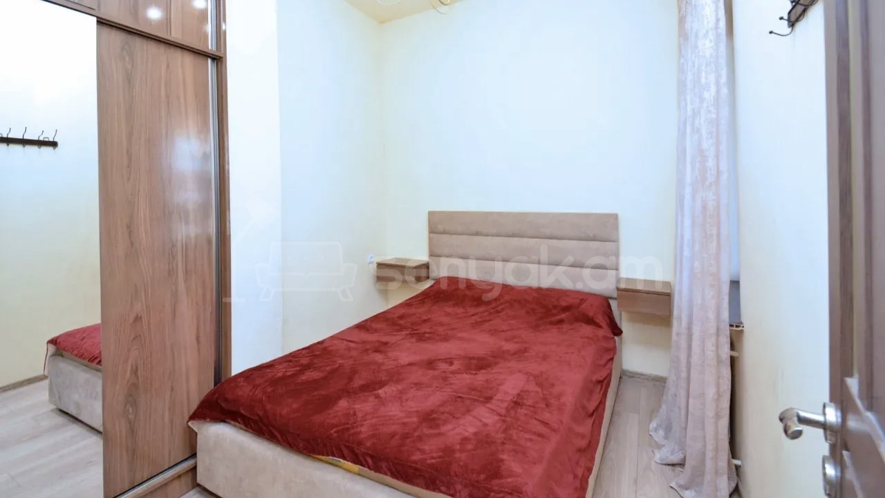 2 Սենյականոց Բնակարան Քարե Շենքում, 52քմ, 2/2 հարկ, Կապիտալ Վերանորոգված, Կահավորված