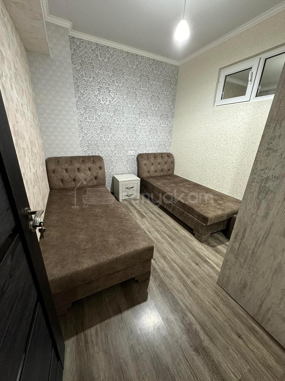 3 Սենյականոց Բնակարան Քարե Շենքում, 50քմ, 4/5 հարկ, Կապիտալ Վերանորոգված