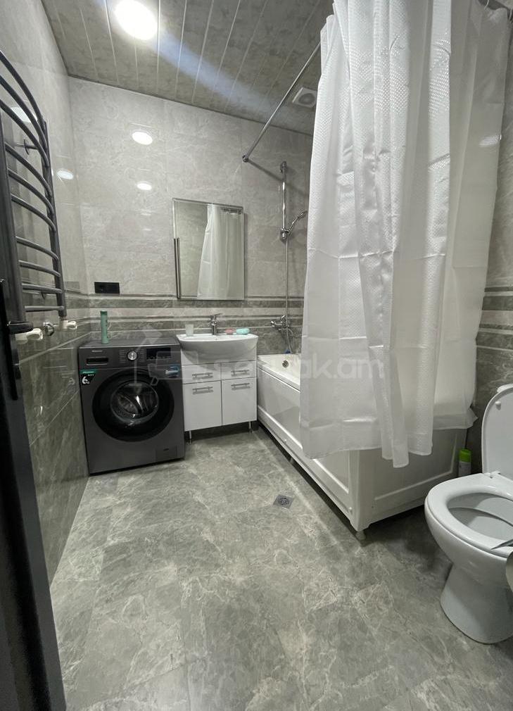 2 Սենյականոց Բնակարան Նորակառույցում, 70քմ, 3/16 հարկ, Կապիտալ Վերանորոգված