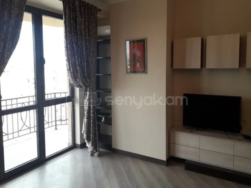 2 Սենյականոց Բնակարան, 70քմ, 9/14 հարկ, Կապիտալ Վերանորոգված, Կահավորված, Արևկող