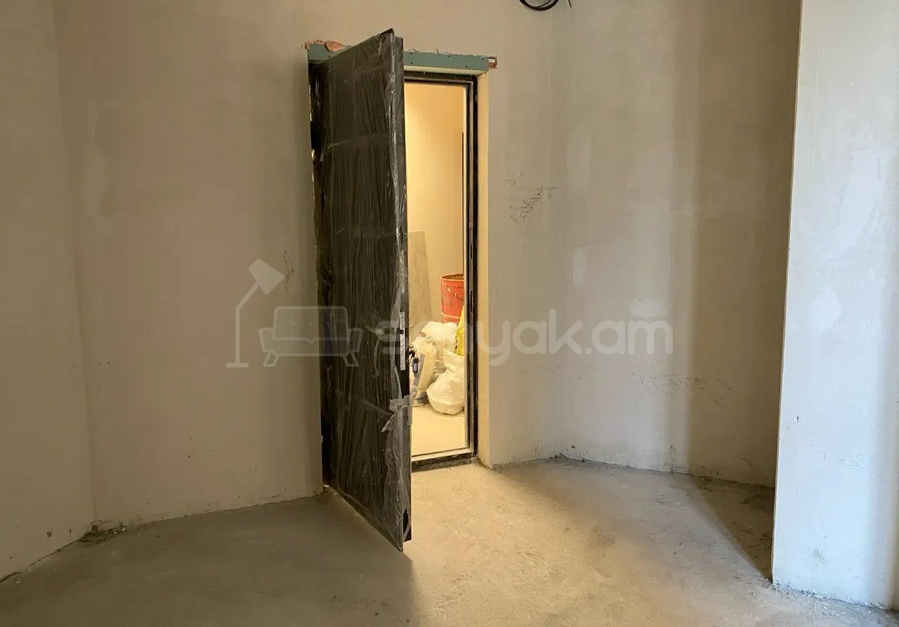 2 Սենյականոց Բնակարան Նորակառույցում, 80քմ, 13/14 հարկ, Զրոյական Վիճակում