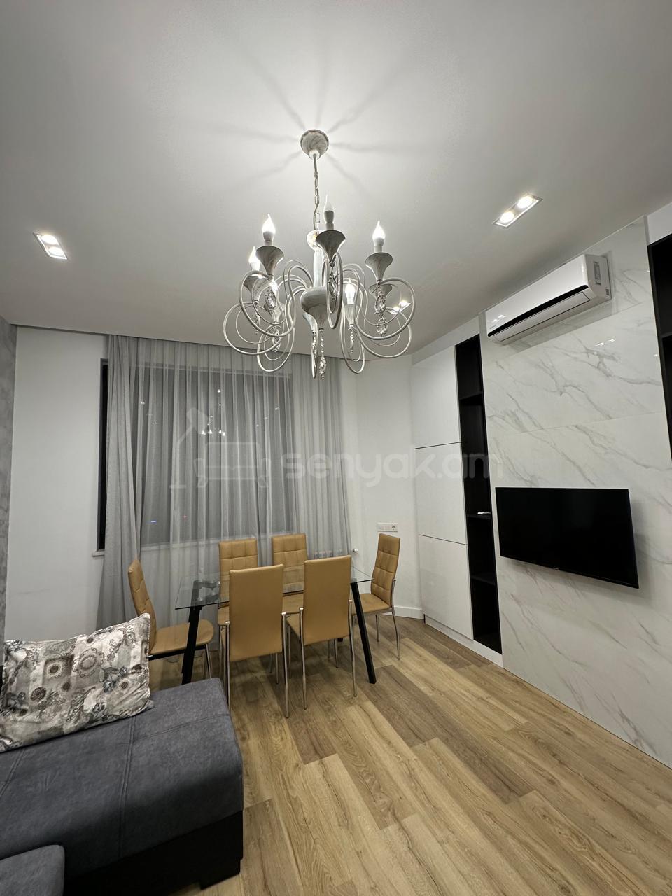 3 Սենյականոց Բնակարան Նորակառույցում, 85քմ, 8/16 հարկ, Կապիտալ Վերանորոգված, Կահավորված, Արևկող